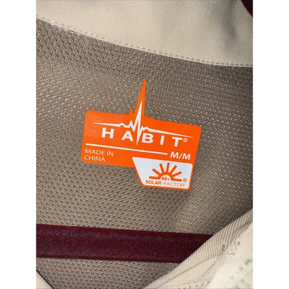 Habit Fishing Shirt Mens M Beige Pockets Caped 40+ Solar-Factor Short Sleeve - Picture 3 of 6